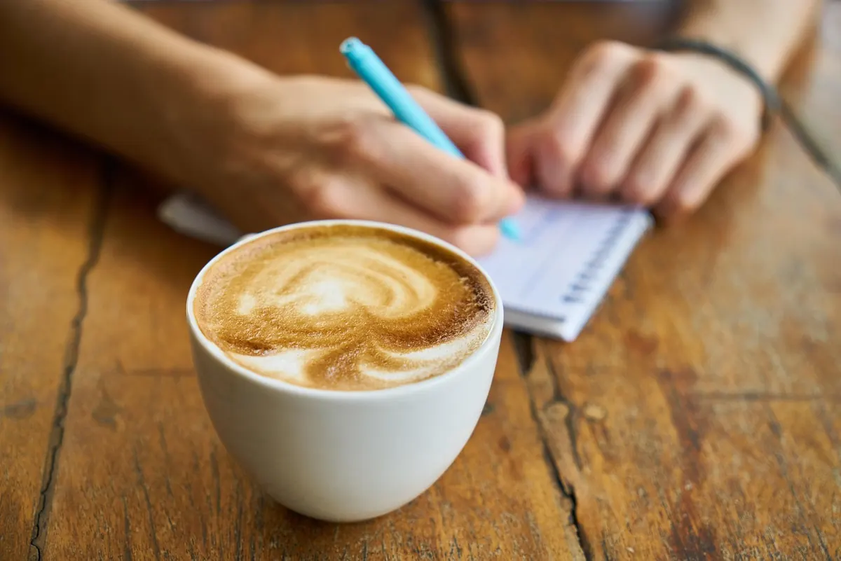 How to Start a Morning Journal in 15 Minutes: A Beginner's UK Guide
